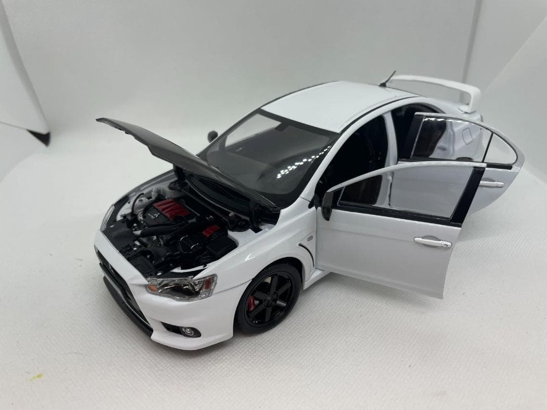 101-105 VIAT 1/18 三菱 ランサー エボリューション X