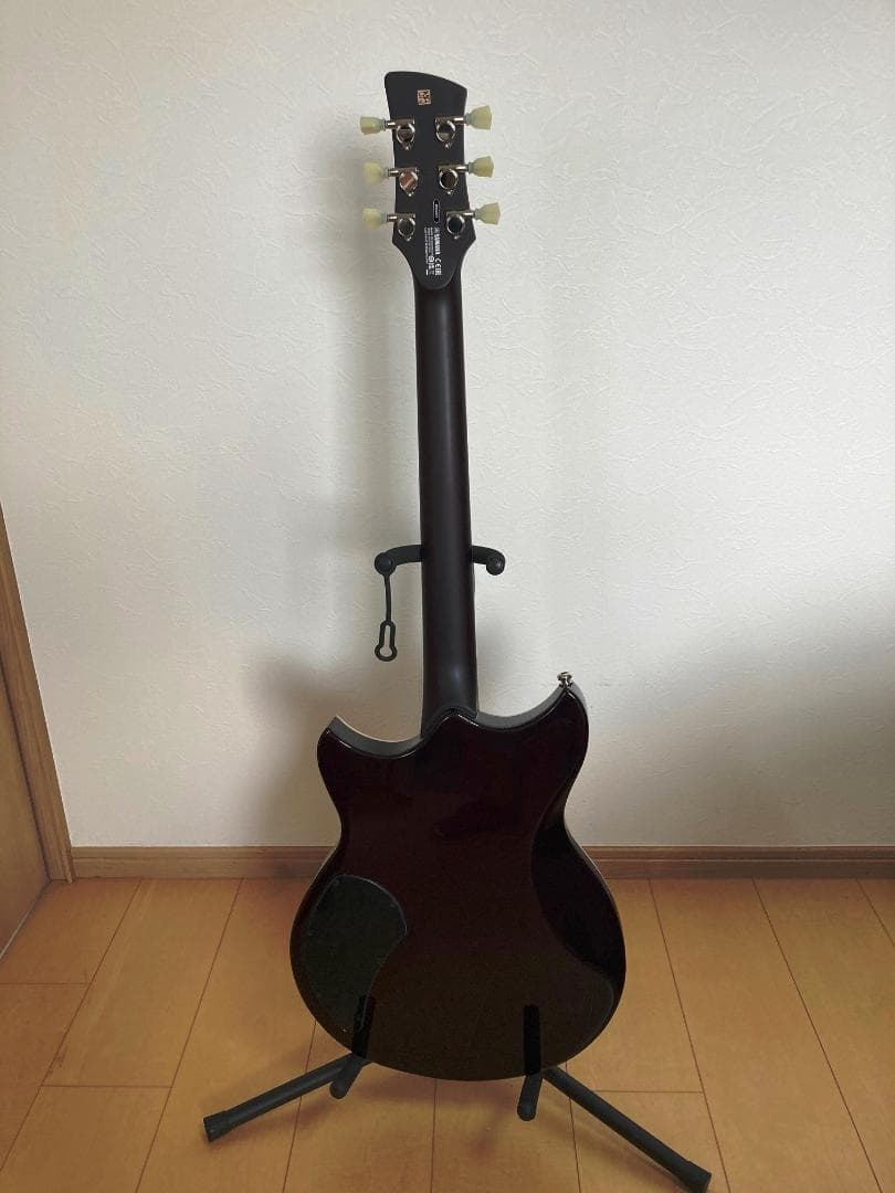 ギター YAMAHA REVSTAR RSS02T HML