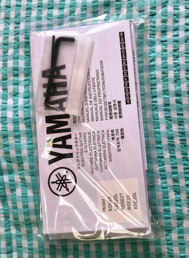 ギター YAMAHA REVSTAR RSS02T HML