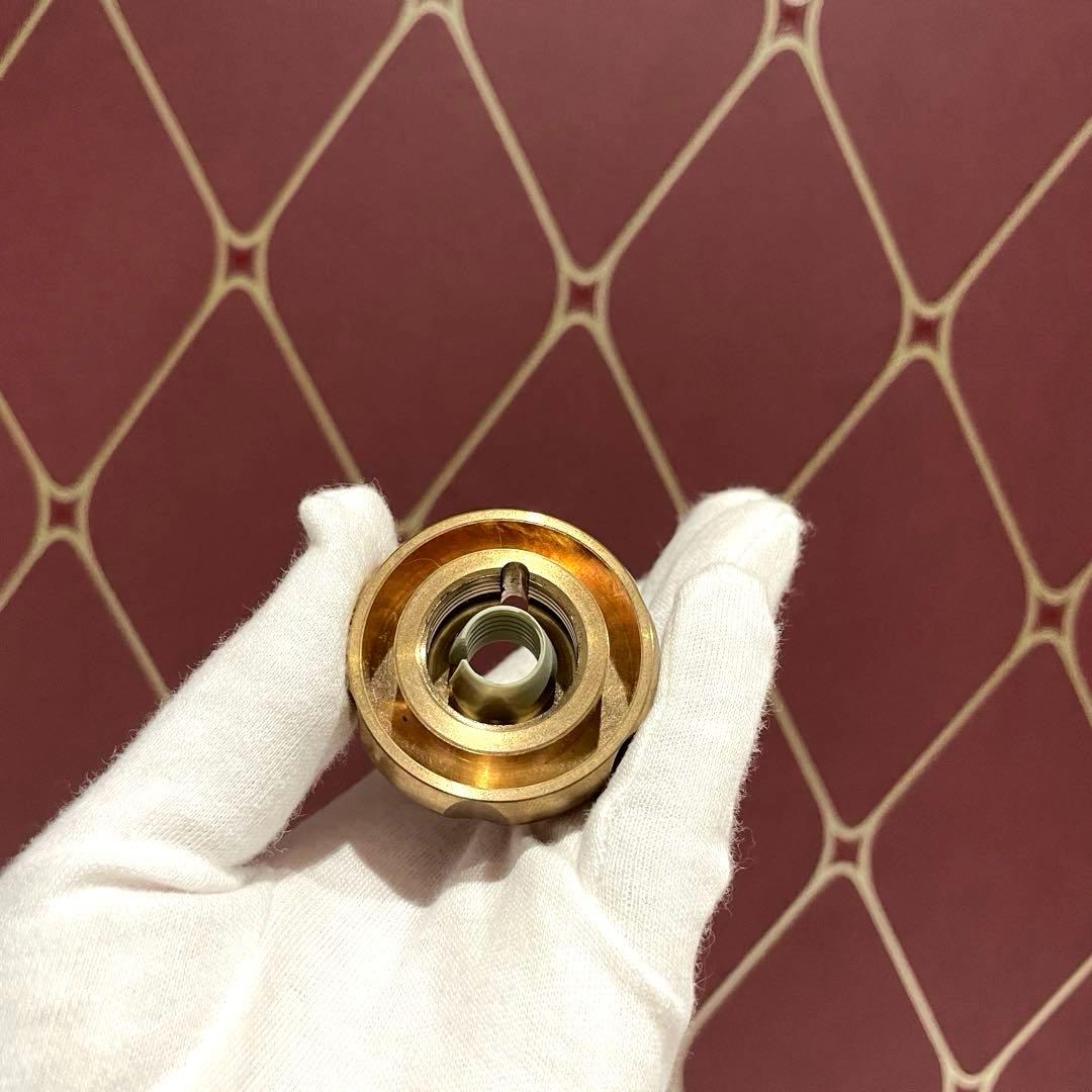 ベンダー(BENDER) チェロ用 専用ソケットパーツ / ブロンズネジ