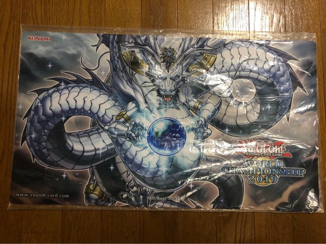 遊戯王 神峰之天津龗 WCS2019 神峰 プレイマット ラバー