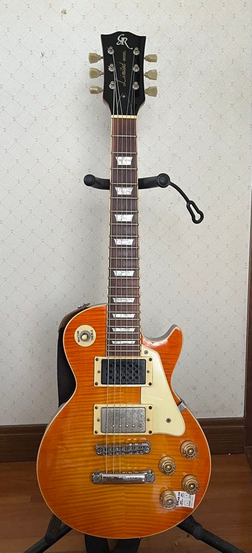 GR 限定モデル アンプ内蔵ギター オレンジ