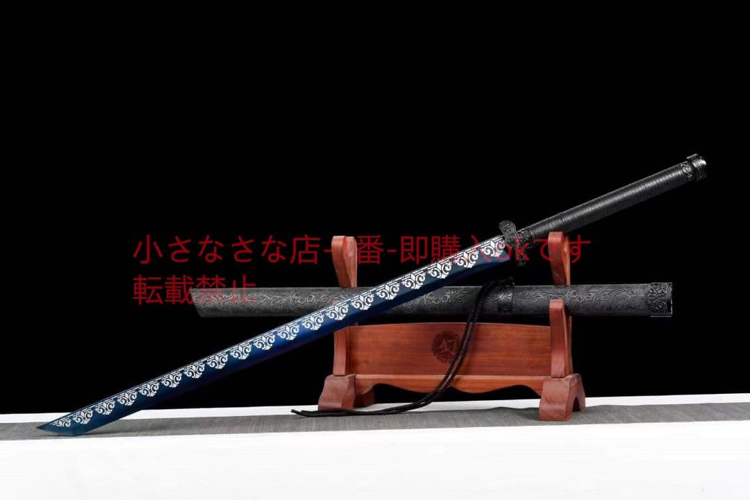 金校尉の青面修羅を触る 古兵器 武具 刀装具 日本刀 模造刀 居合刀