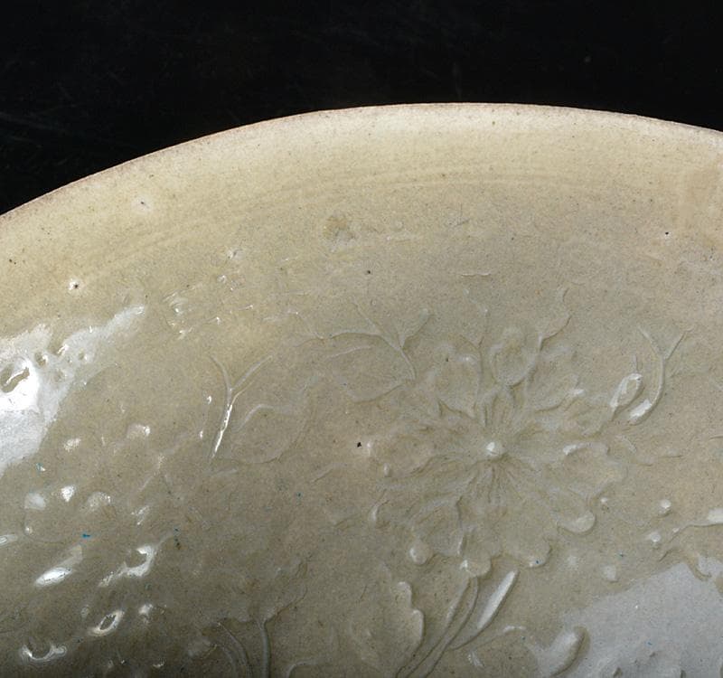 中国　定窯白磁陽刻花文　鉢　碗　金継ぎ直し　V　R4552