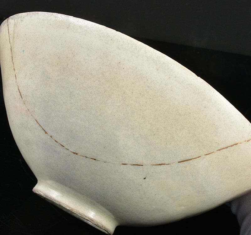 中国　定窯白磁陽刻花文　鉢　碗　金継ぎ直し　V　R4552