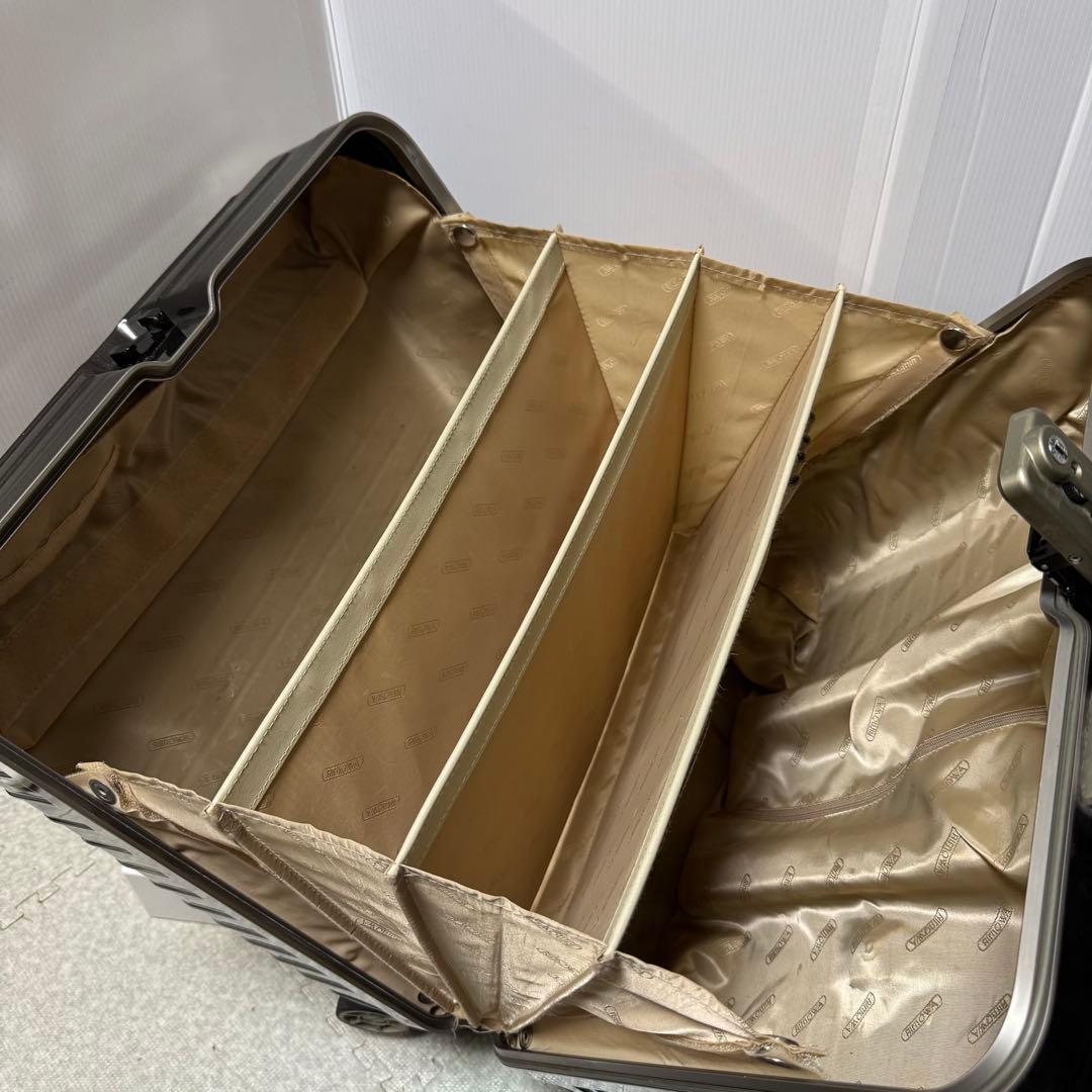 リモワ リンボ 27L (要修理)