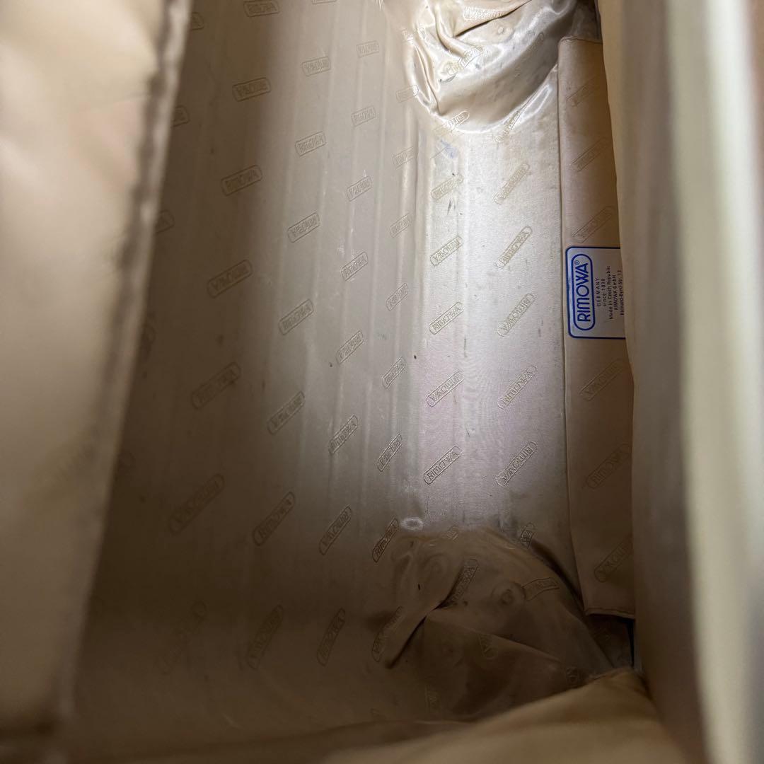 リモワ リンボ 27L (要修理)