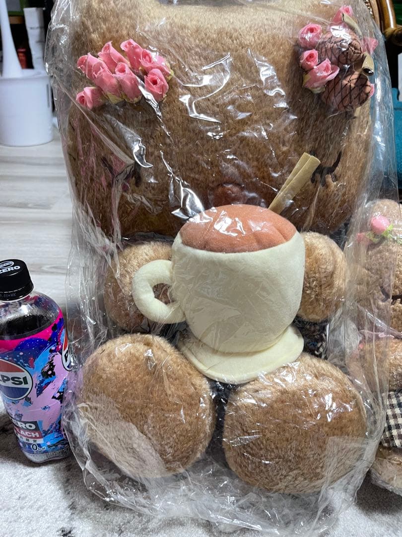 コーヒーカップ付きハローキティのぬいぐるみ3体セット