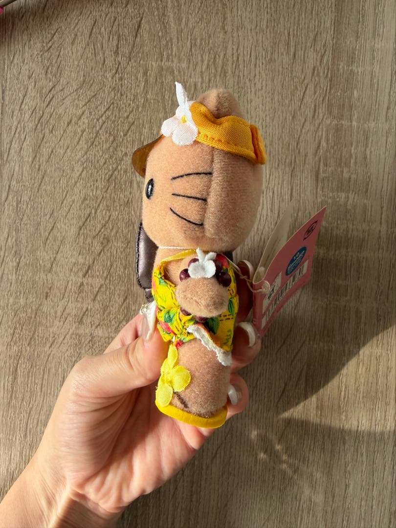 ハローキティ キーホルダー　ぬいぐるみ　黒ギャル