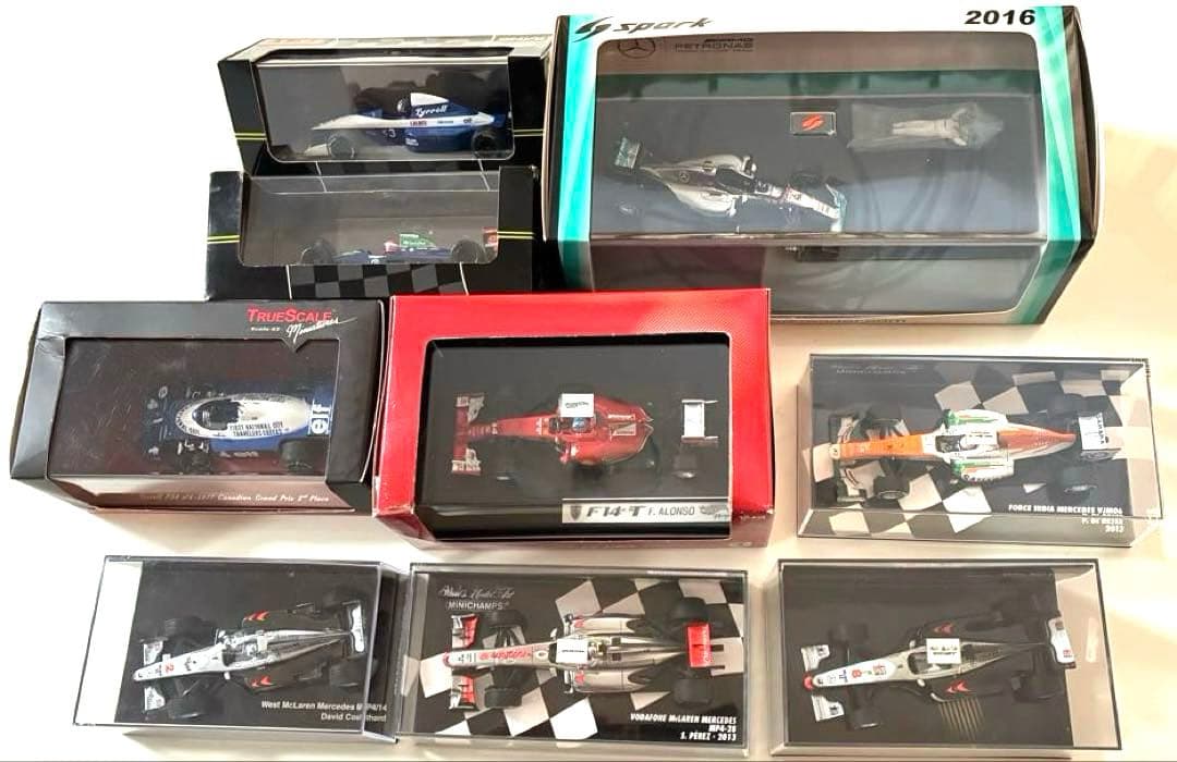 ミニチャンプス　スパーク等　F1 ミニカー　ペレス　マクラーレン等セット1/43
