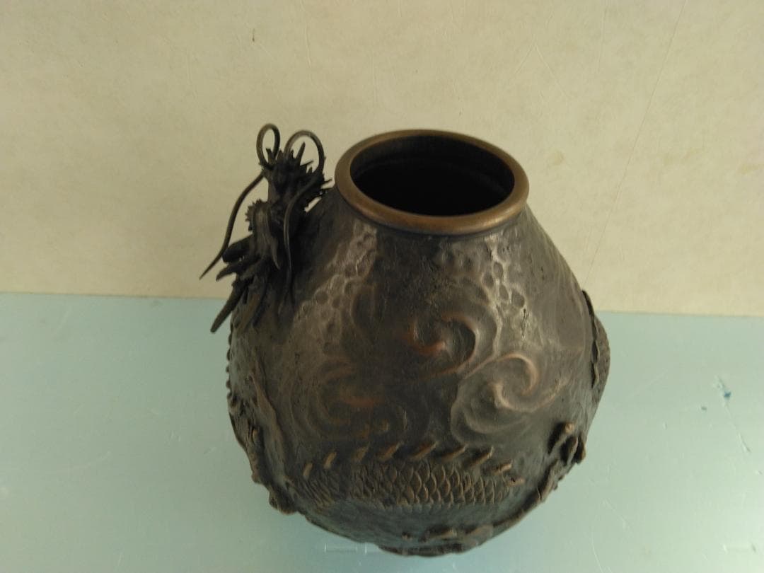 むすび　【花瓶】銅製　米田秀保造作　雲龍
