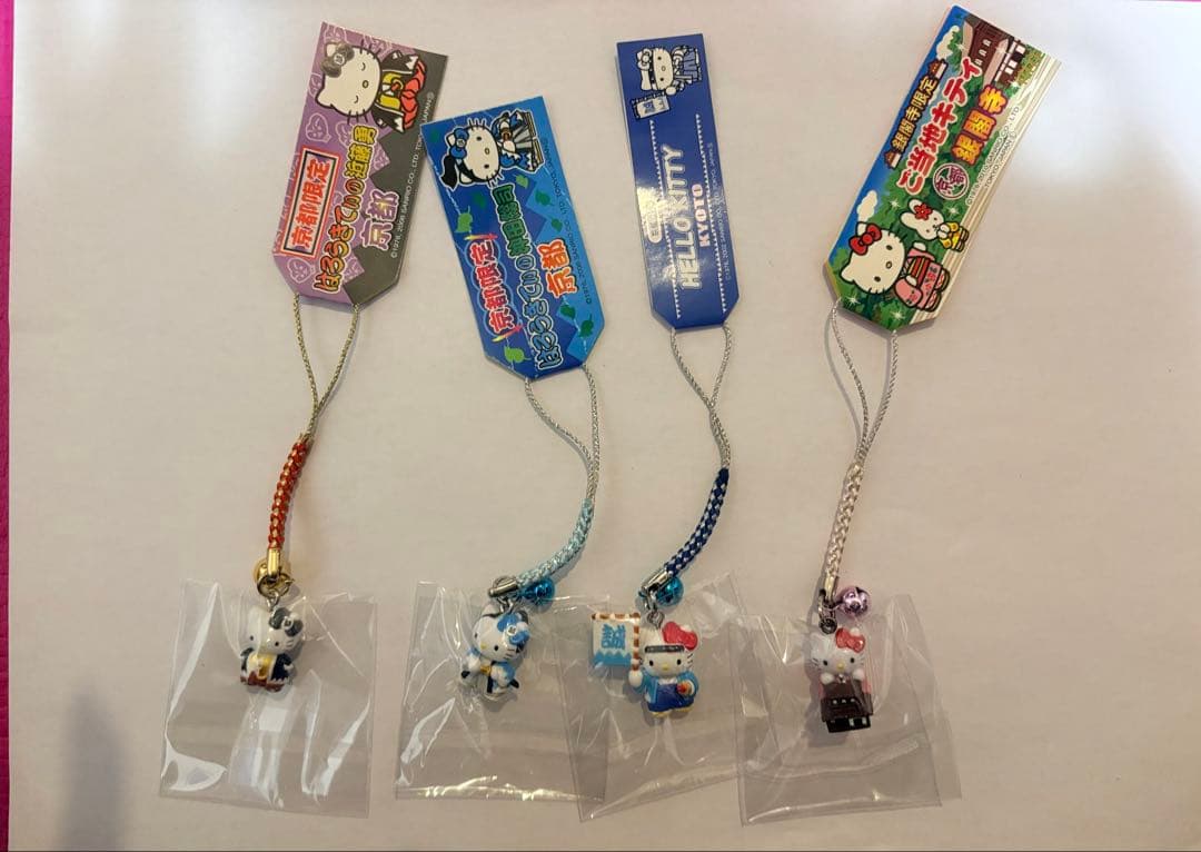 ハローキティ　ご当地　京都限定　銀閣寺　新選組　ストラップ　根付