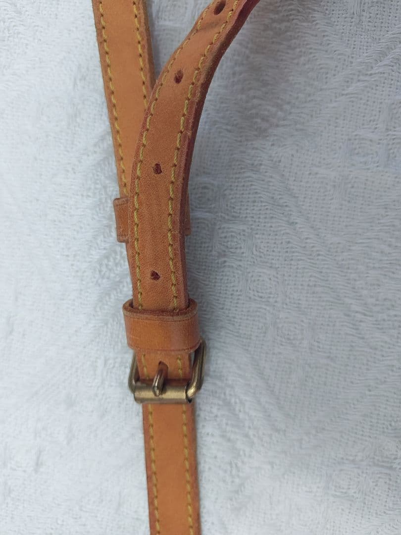 LOUIS VUITTON ショルダーバッグ