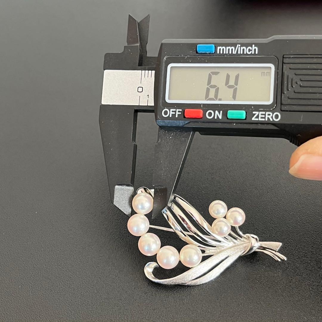 ◆美品◆ MIKIMOTO ミキモト 真珠 パール ブローチ 8珠 ケース付き