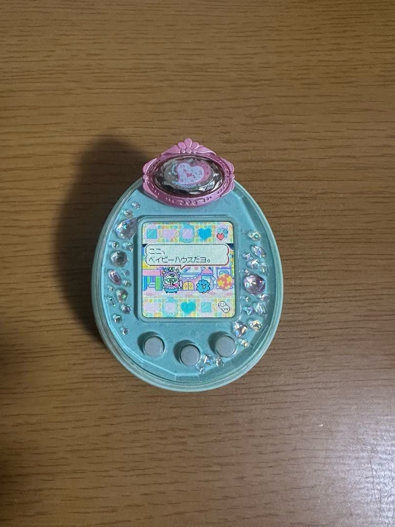 たまごっち たまデコピアス ベイビー！？チェンジ！