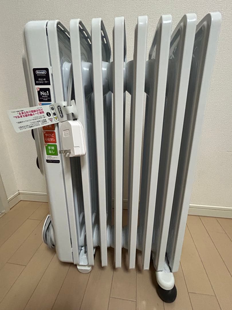 DeLonghi オイルヒーター　RHJ35M0812