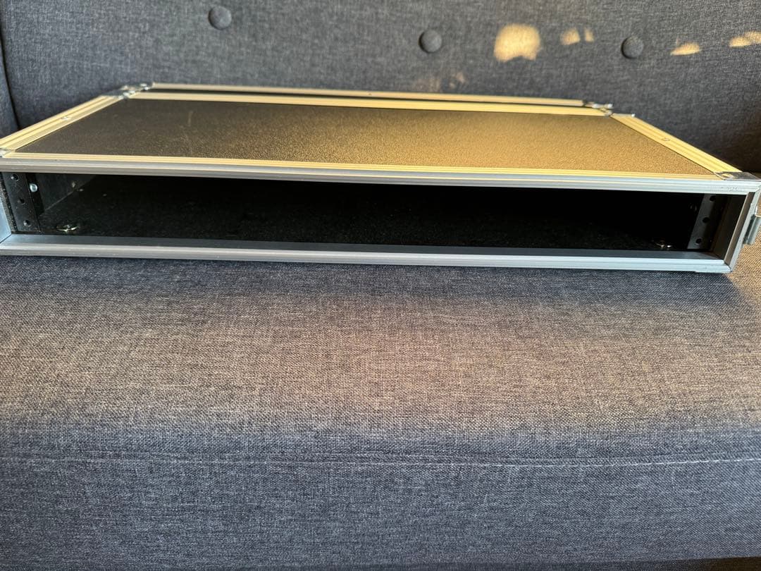 1U ハーフショート　ラックケース