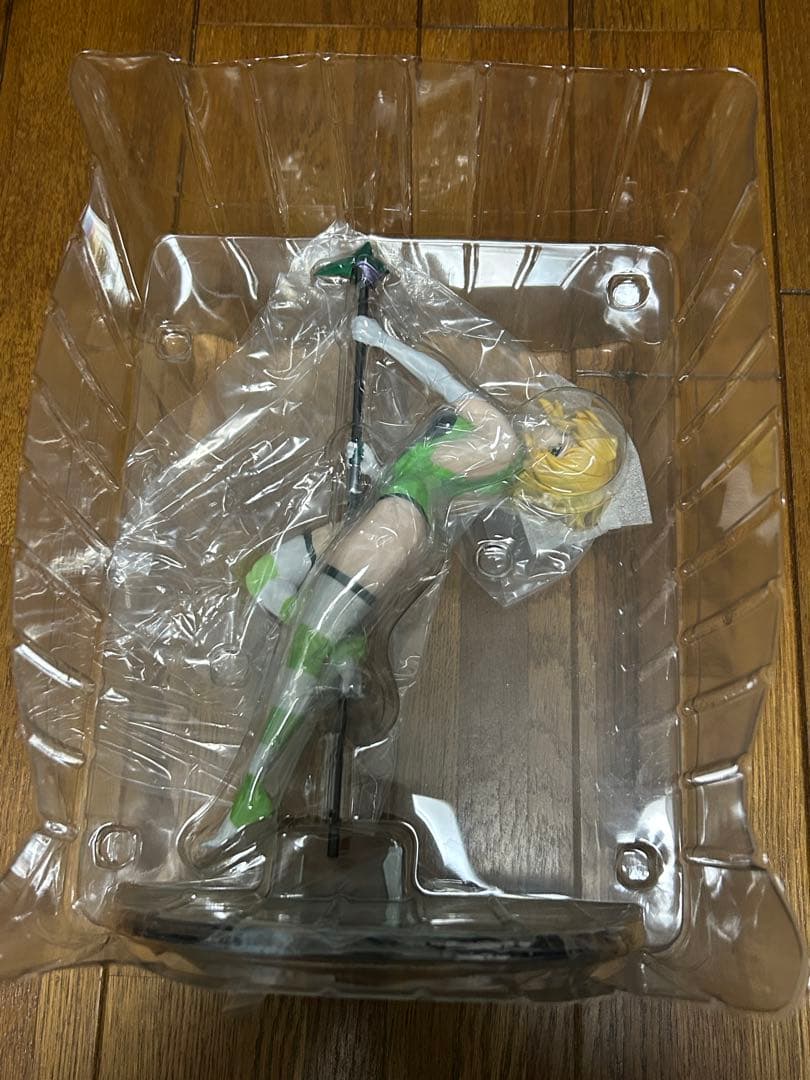 特典付き　戦姫絶唱シンフォギアXV 暁切歌 ギアインナー ver. 1/7