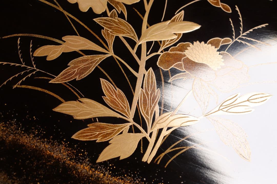 CH74 時代木製漆器 花鳥金蒔絵 黒塗吸物膳 五客 足付 隅切四方膳 盆 梨地