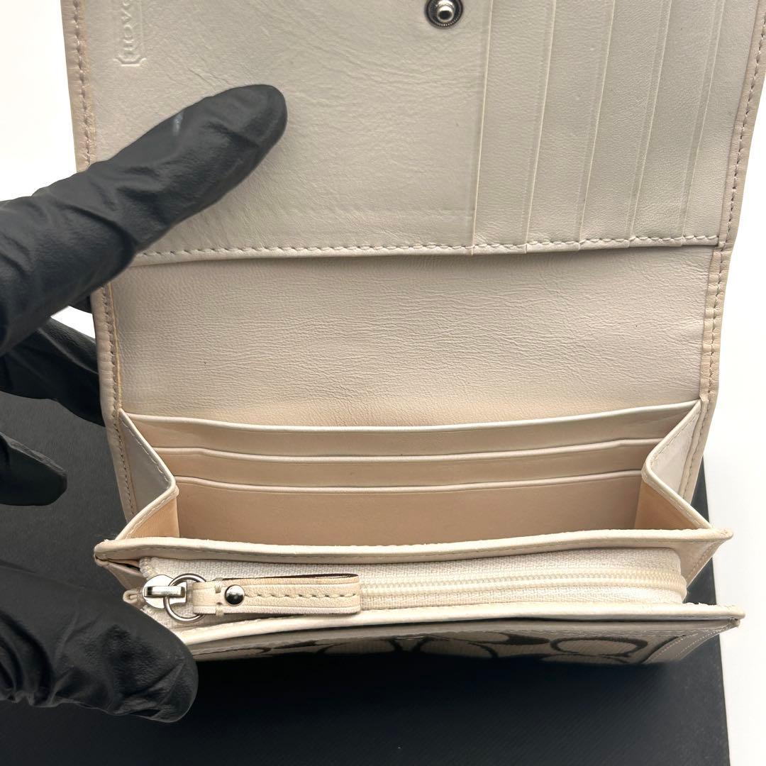 ✨美品✨ COACH コーチ 二つ折り財布 ホワイト シグネチャー 折り財布