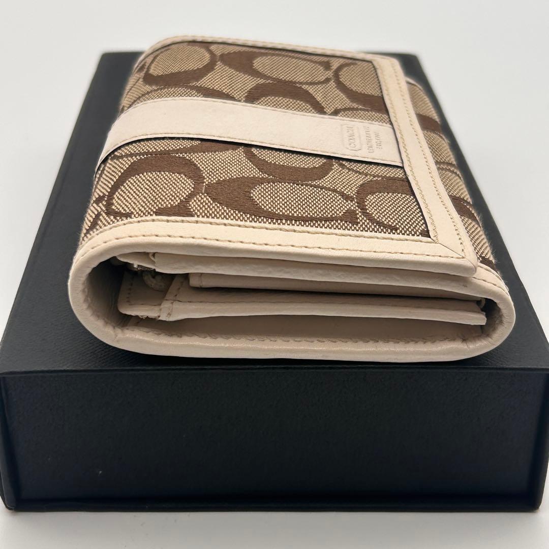 ✨美品✨ COACH コーチ 二つ折り財布 ホワイト シグネチャー 折り財布