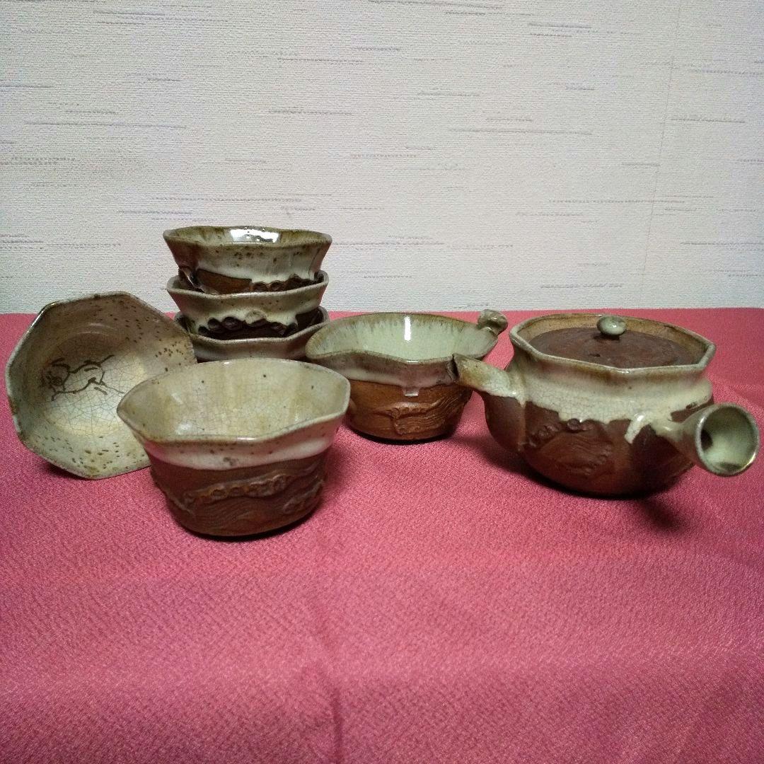 茶器揃い ①急須 ②湯冷まし ③湯呑み茶碗 「金彩・走り駒（左馬）・貫入」