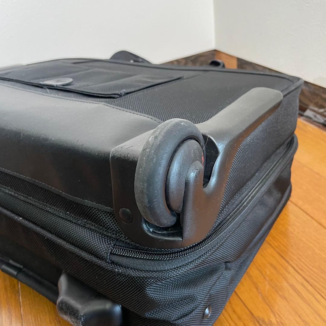 【廃盤美品】TUMI　トゥミ　キャリー　3層　26104D4　機内持込