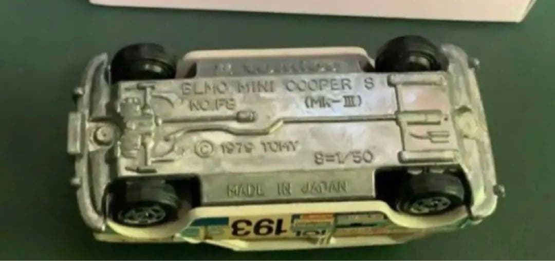 トミカ ミニクーパー トラフィック特注 Business Gas