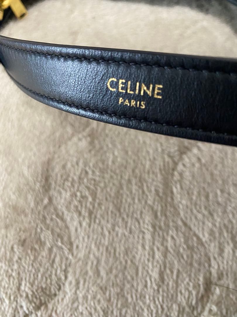 セリーヌ ミディアム AVAトリオンフ バッグ スムースカーフスキン ブラッグ