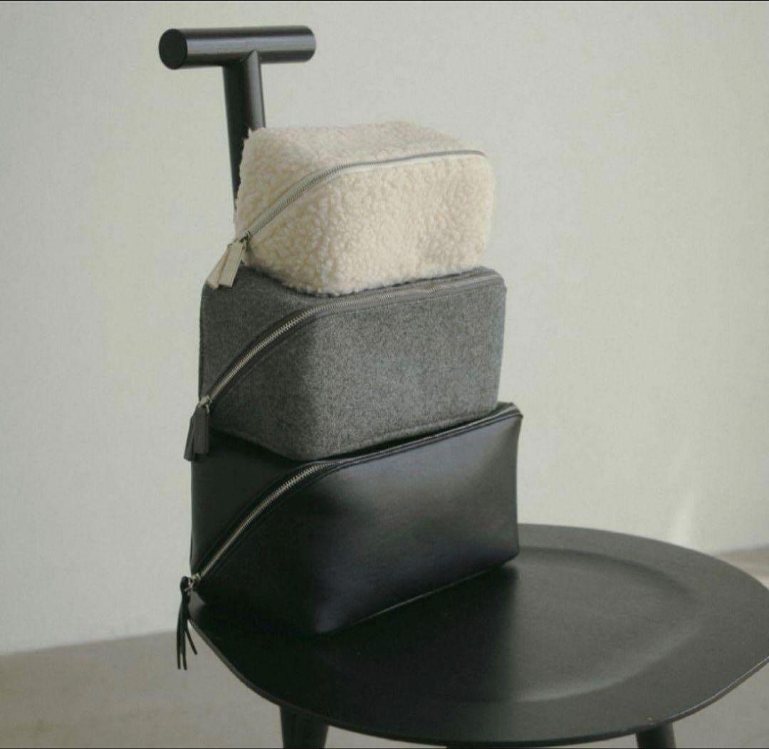 ETRETOKYO 大阪店舗限定ノベルティ　スリーピースポーチ