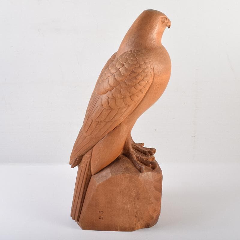 彫刻家　木聴奄　潮田皓哉作　鷹　置物　約4.3㎏　共箱　M　R8555B