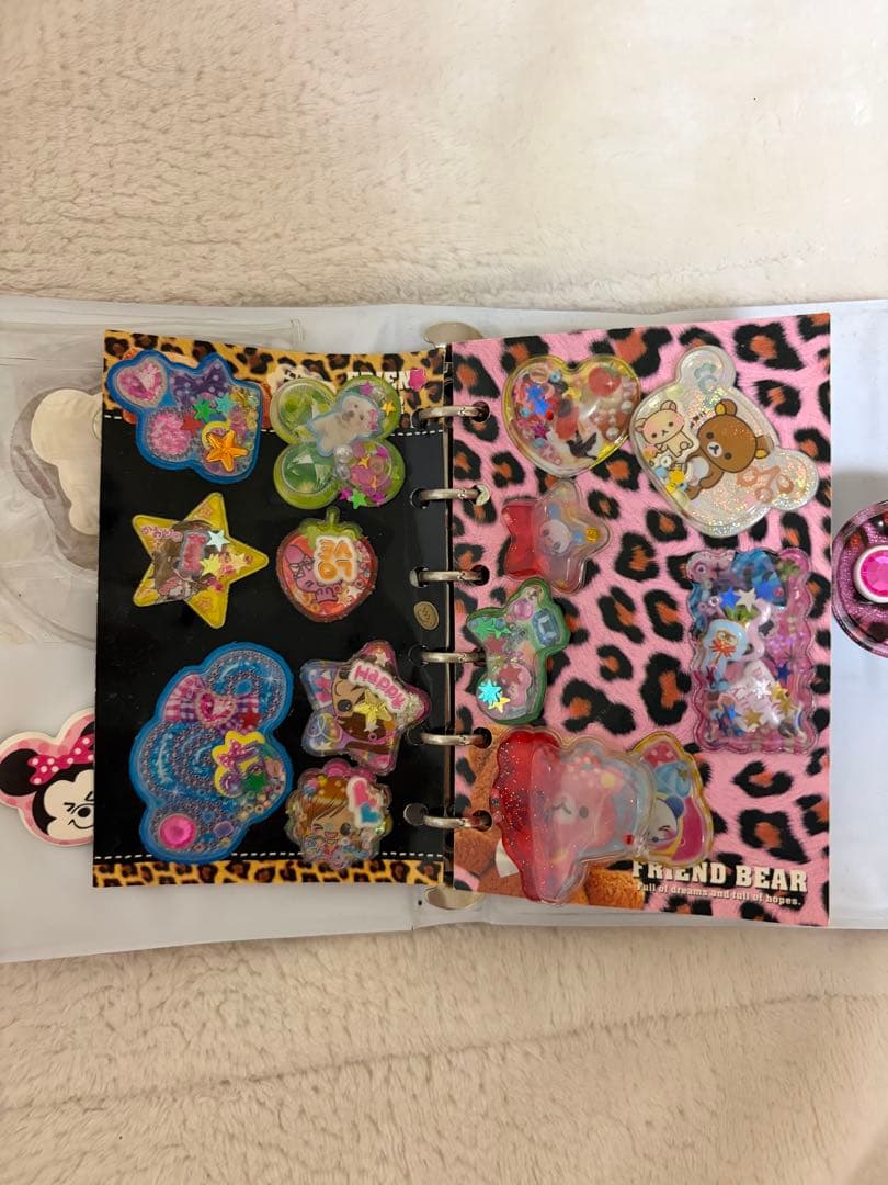 フレンドベア ステッカー帳 ウォーターシール、シャカシャカシール付き