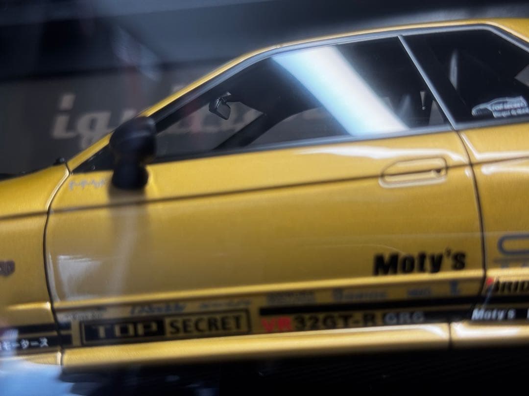 絶版希少 TOR SECRET GT-R (VR32) Gold