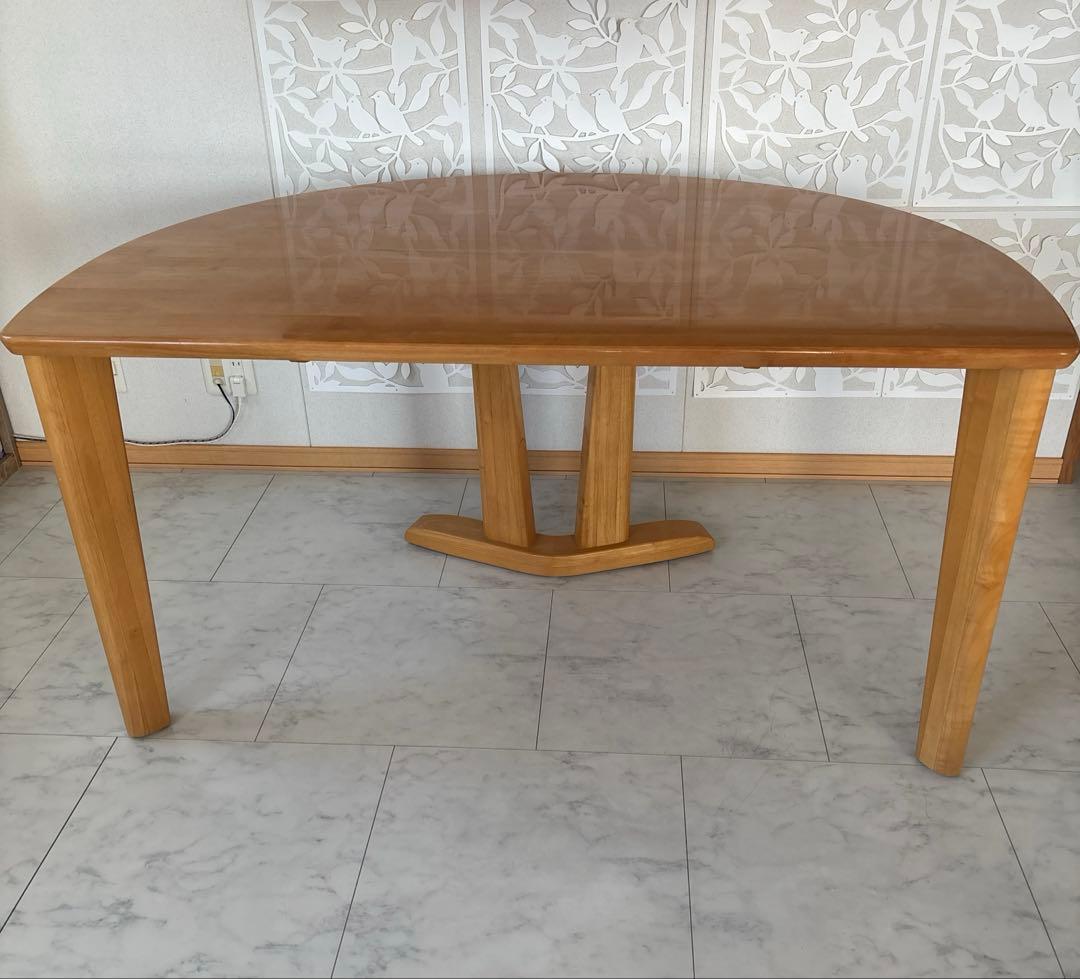 カリモク　karimoku Chitano 半円ダイニングテーブル