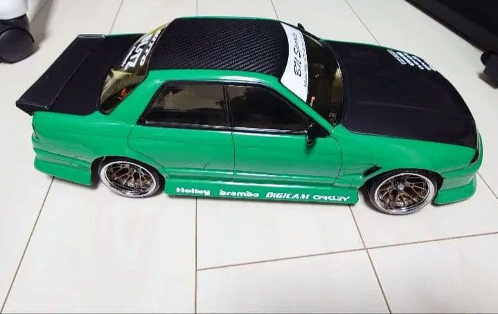 パンドラ　スカイラインR32 4ドア　ボディ