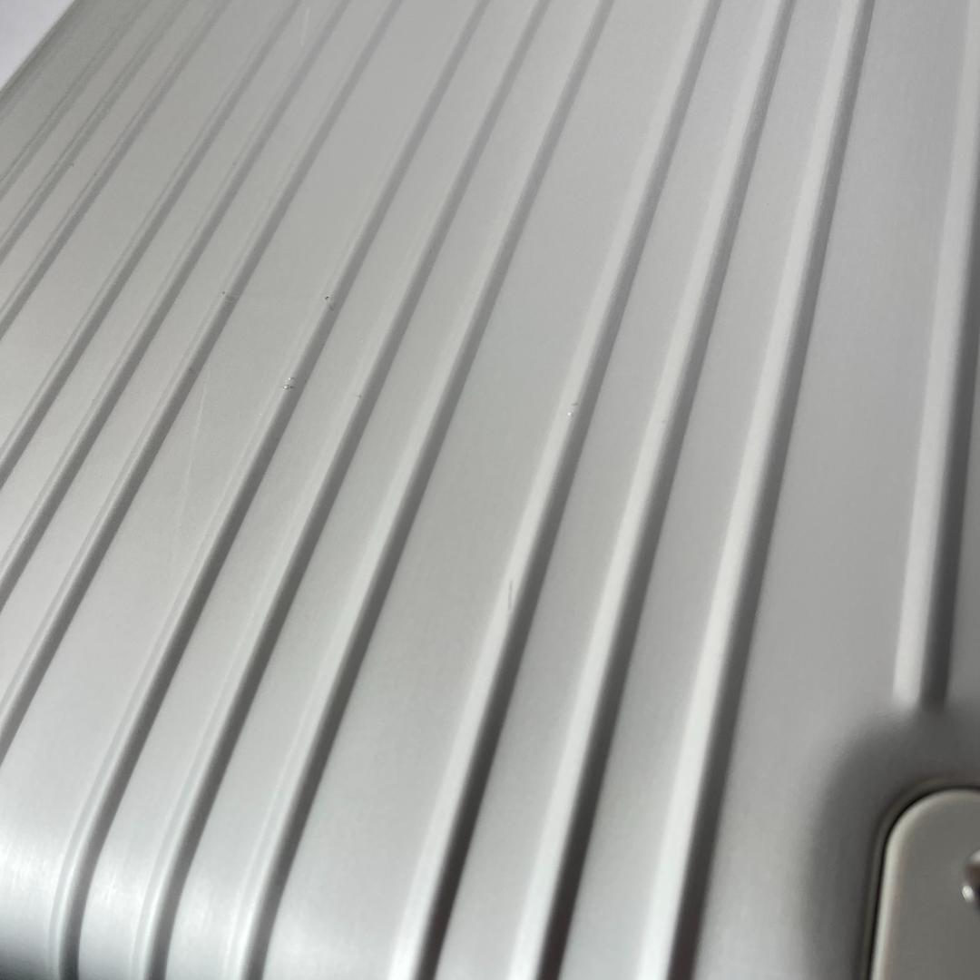 超美品 メルセデスベンツ アルミスーツケース シルバー キャリーケース 32L