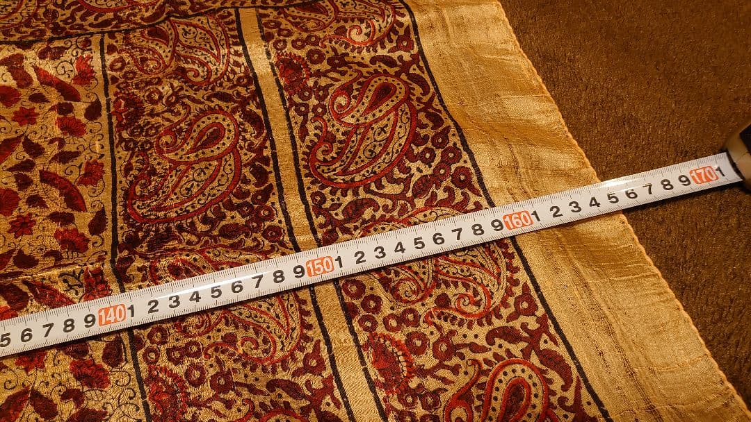 インドシルク　シルク　スカーフ　絹織物　１枚