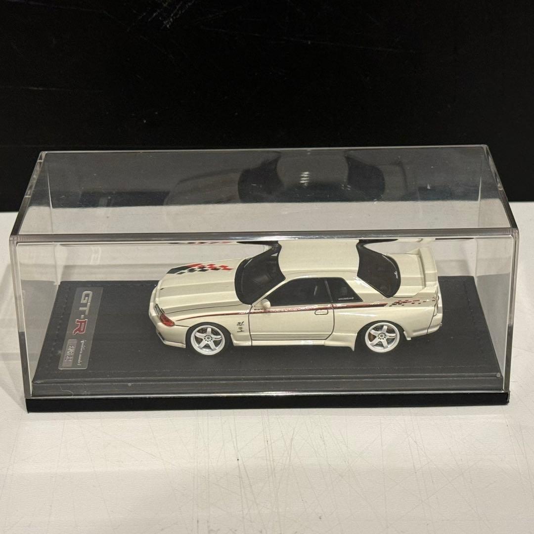 1/43 (R32)White/1/43Mine's(R34) Black 2台
