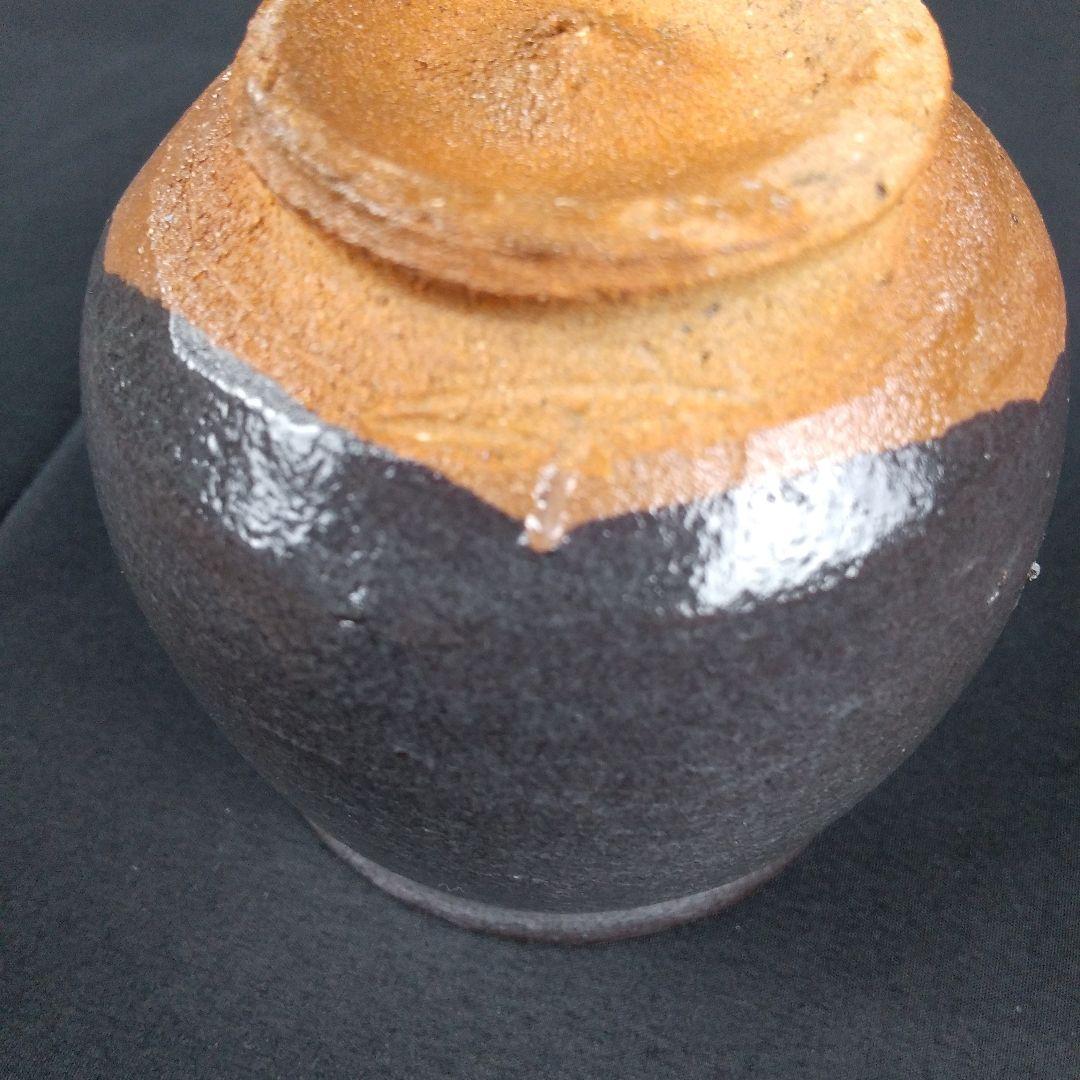 唐津焼　西岡良弘　氏作　黒唐津湯呑み茶碗　湯呑み茶碗