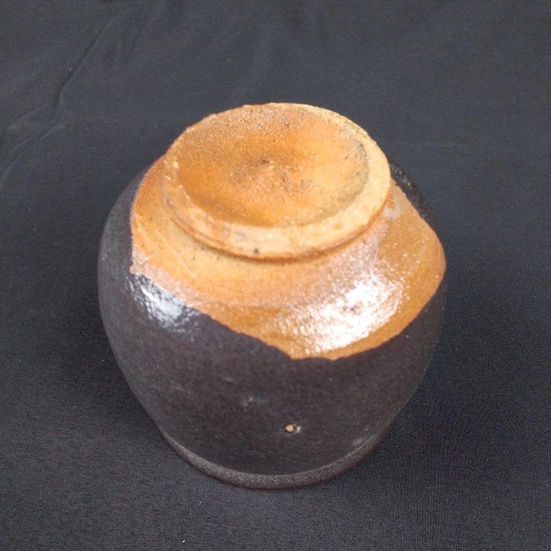 唐津焼　西岡良弘　氏作　黒唐津湯呑み茶碗　湯呑み茶碗