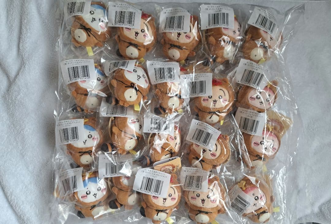 ちいかわ　たぬきだもんくじ　B賞 C賞　まとめ売り　４７点