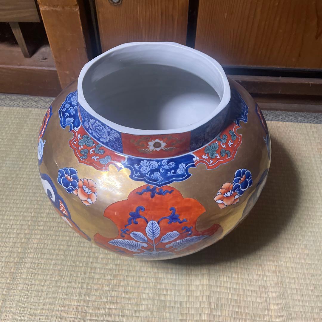 金色装飾の陶器の壺　大型　壺