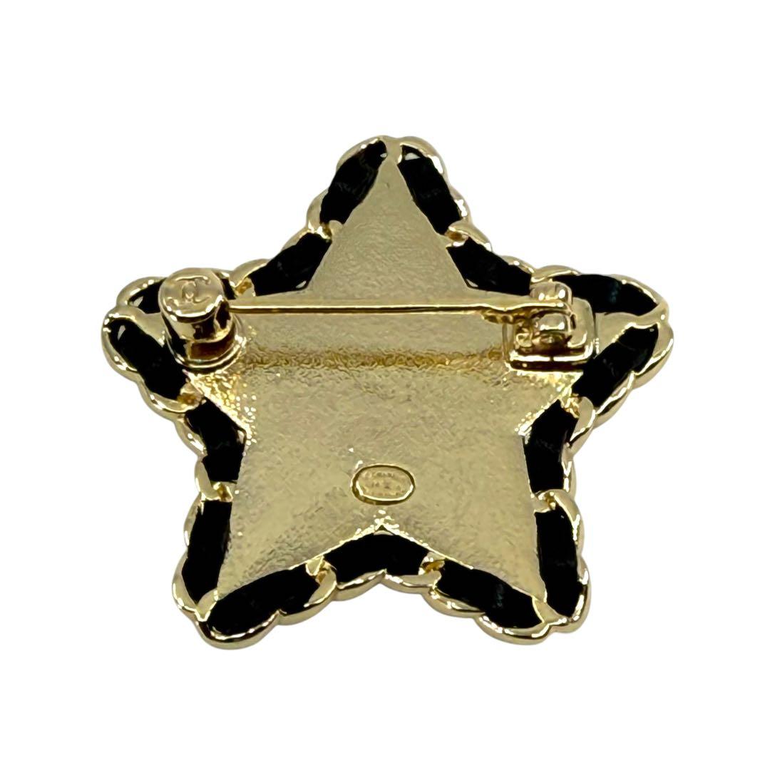 【極美品☆現行】シャネル　C24A 現行　ブローチ　レザー　星　ココマーク