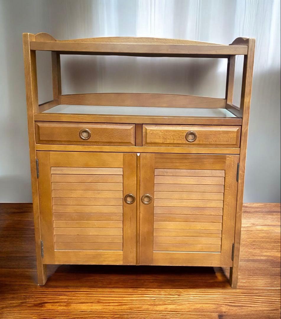 安心のたのメル便★カリモクのレトロな雰囲気のキャビネット　重厚で高級感ある作り