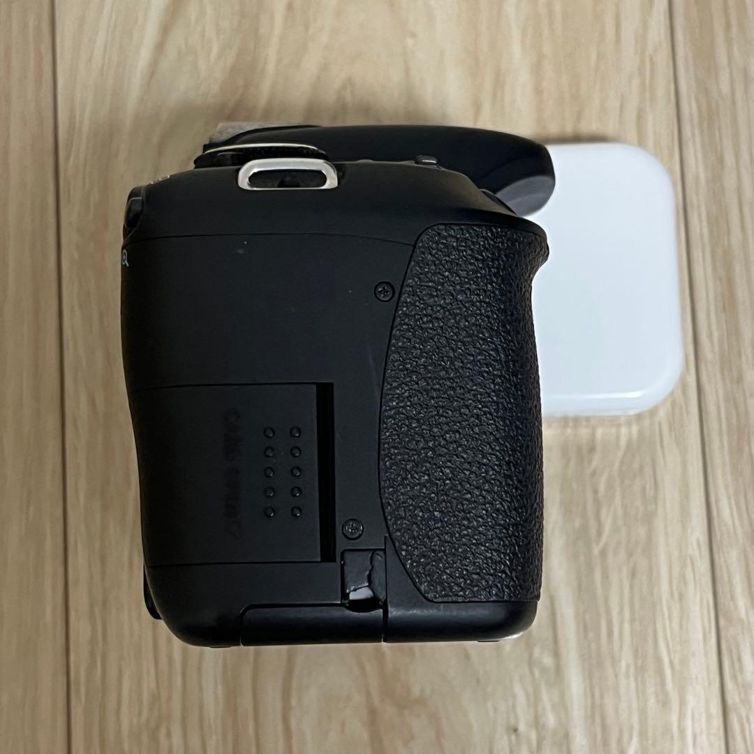 Canon キャノン EOS Kiss X5 ボディ