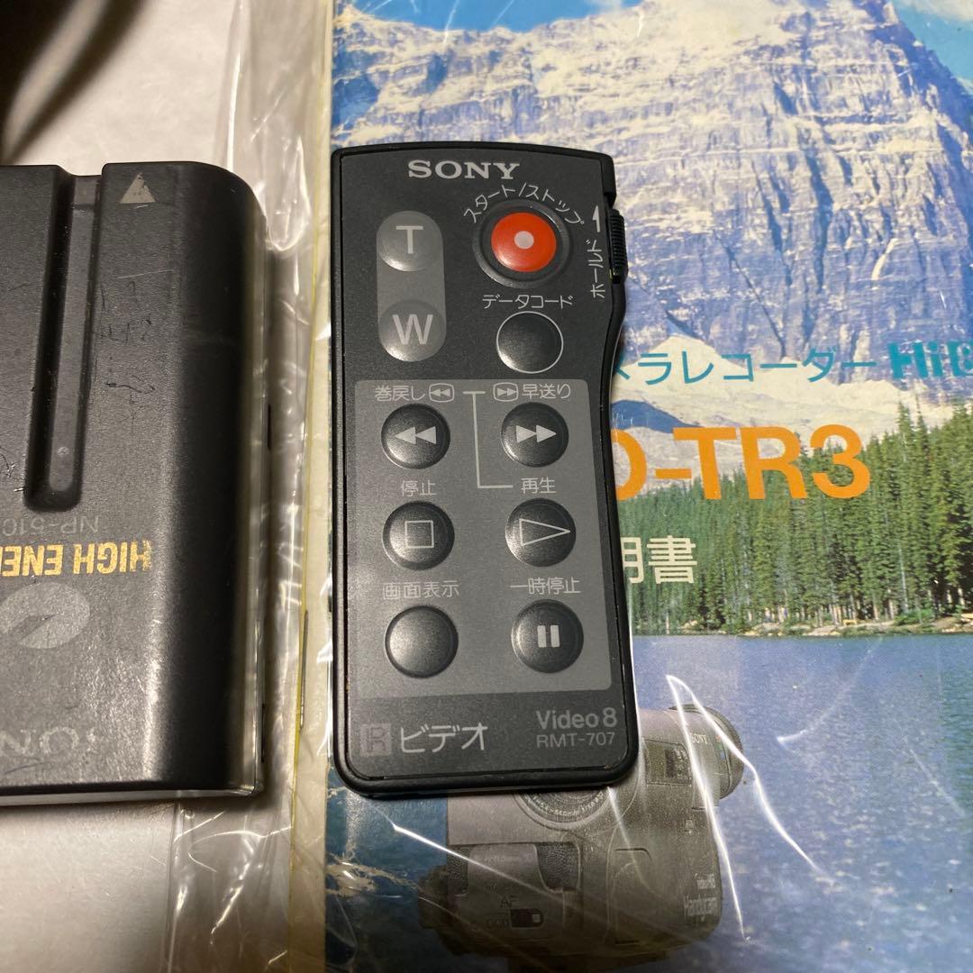 訳あり品　SONY VideoHi8 Handycam CCD-TR11 ②