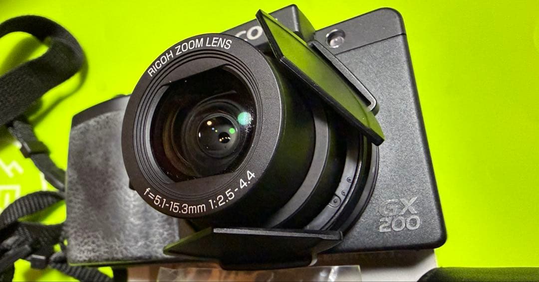 現状品【動作品】RICOH リコー　GX200 VF KIT