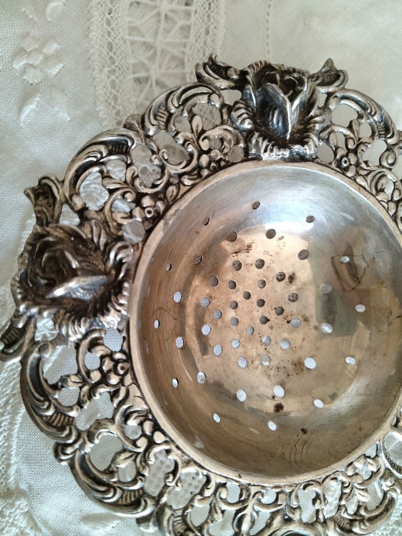 最終価格ヒルデスハイムの薔薇、ティーストレーナー、美品、稀少品、８３５シルバー