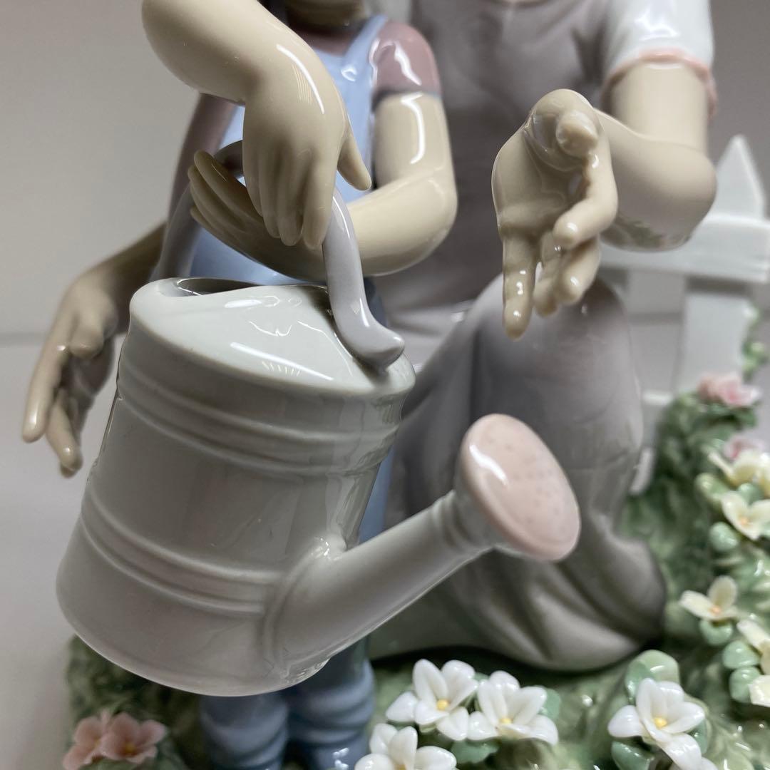 リヤドロ　ママのお手伝い　高さ23.5㎝　幅約21㎝　東な7-0921⭐︎1F