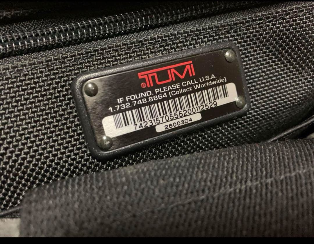 TUMI 黒 キャリーオンバッグ　トゥミ キャリーバッグ【型番26003D4】